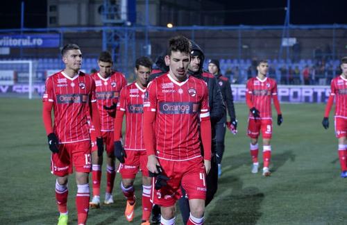 Sergiu Hanca (28 de ani), mijlocaș la Cracovia, deplânge situația lui Dinamo. Internaționalul român nu crede că fosta lui echipă se mai poate salva de la faliment.