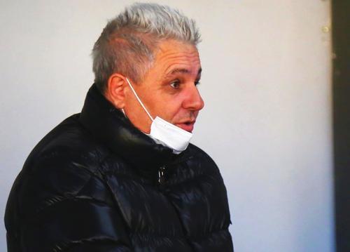 Yeni Malatyaspor, formația antrenată de Marius Șumudică (50 de ani), s-a despărțit astăzi de directorul sportiv Izzet Erdogan și de doi fotbaliști.