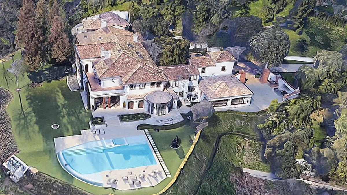 Motivul pentru care Adele trebuie să-i plăteasca 50 de milioane de euro lui Sylvester Stallone