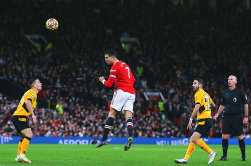 Manchester United a fost învinsă pe teren propriu de Wolverhampton, scor 0-1, în runda cu numărul 21 din Premier League.