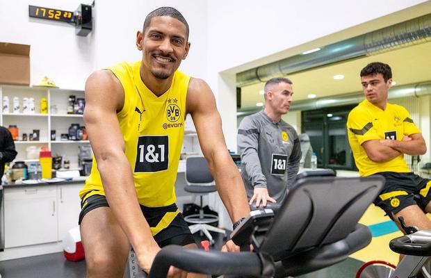 Sebastien Haller a revenit la antrenamente, după ce s-a luptat jumătate de an cu cancerul