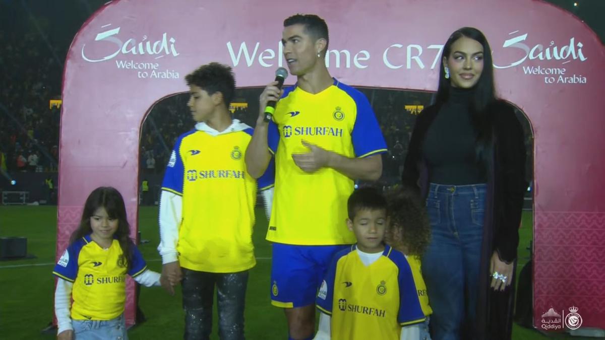 Probleme pentru Cristiano Ronaldo în Arabia Saudită » Al Nassr încă nu i-a înregistrat contractul