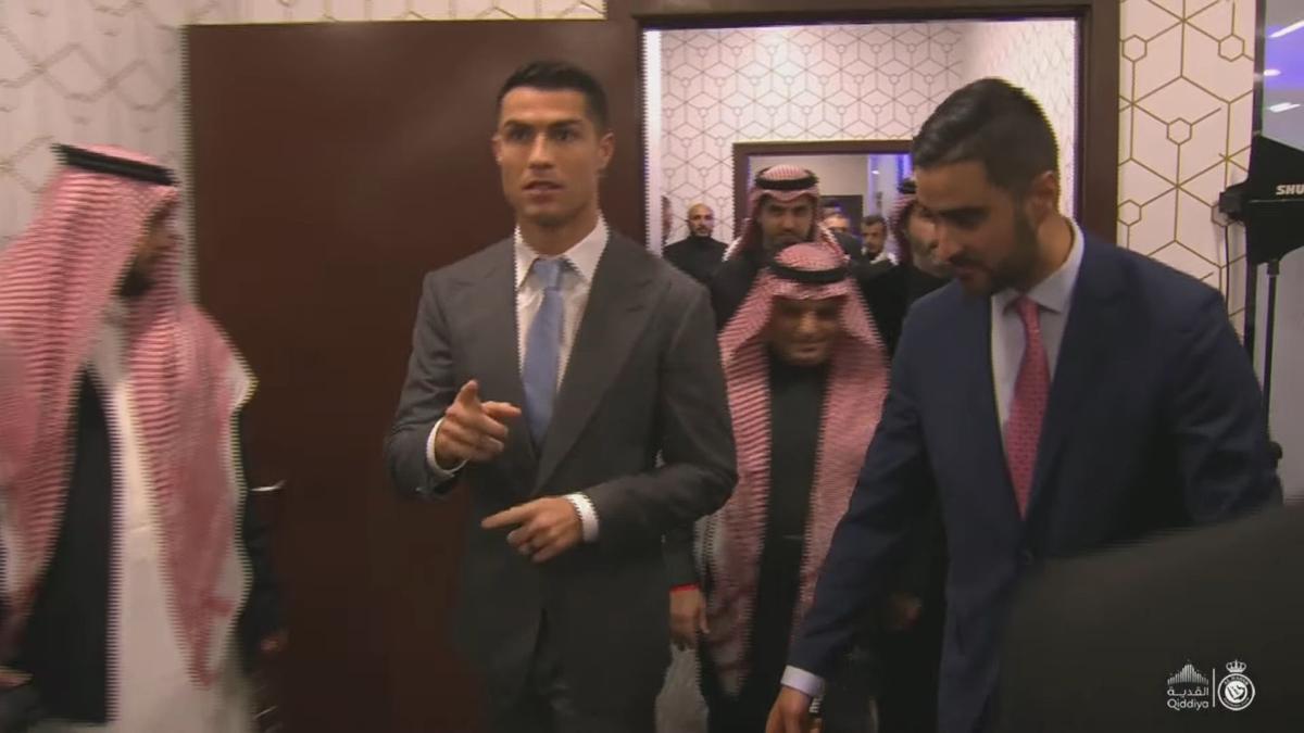 Probleme pentru Cristiano Ronaldo în Arabia Saudită » Al Nassr încă nu i-a înregistrat contractul