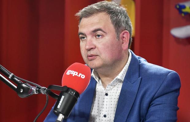 Mihai Mironică, 3 povești frapante din spatele ușilor închise » Cum încercau cluburile să cumpere bunăvoința jurnaliștilor: „«Haideți la un salam de urs, vă așteaptă și domnu' primar»”