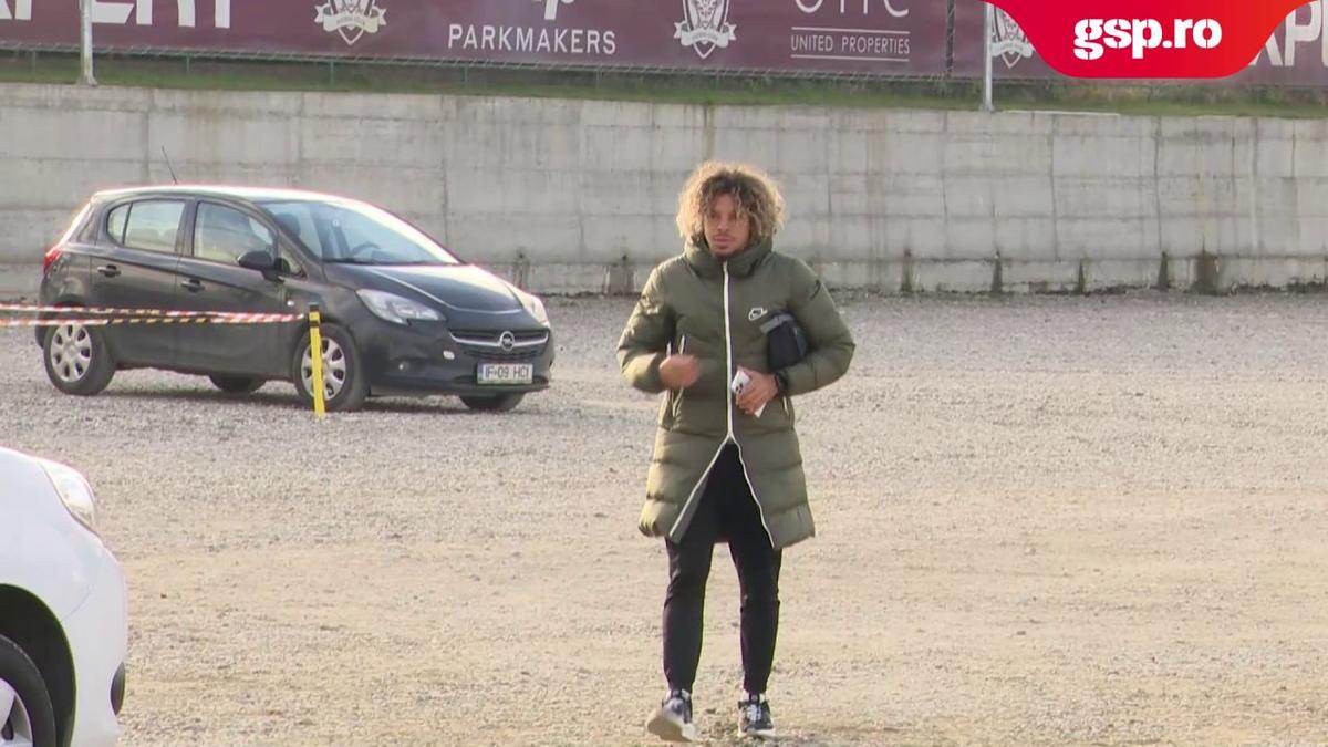 Întrebare directă pentru jucătorul Rapidului, înainte de startul cantonamentului: „Pleci la Dinamo?”