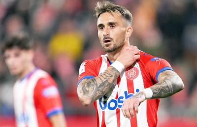 Cei 3 jucători pe care Barcelona îi oferă pentru fostul dinamovist Aleix Garcia