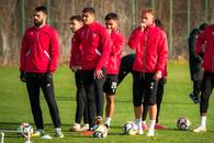 Lotul de 22 al lui Dinamo care a plecat astăzi în Antalya