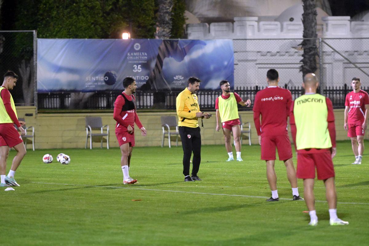 FOTO Dinamo, primul antrenament în cantonamentul din Antalya