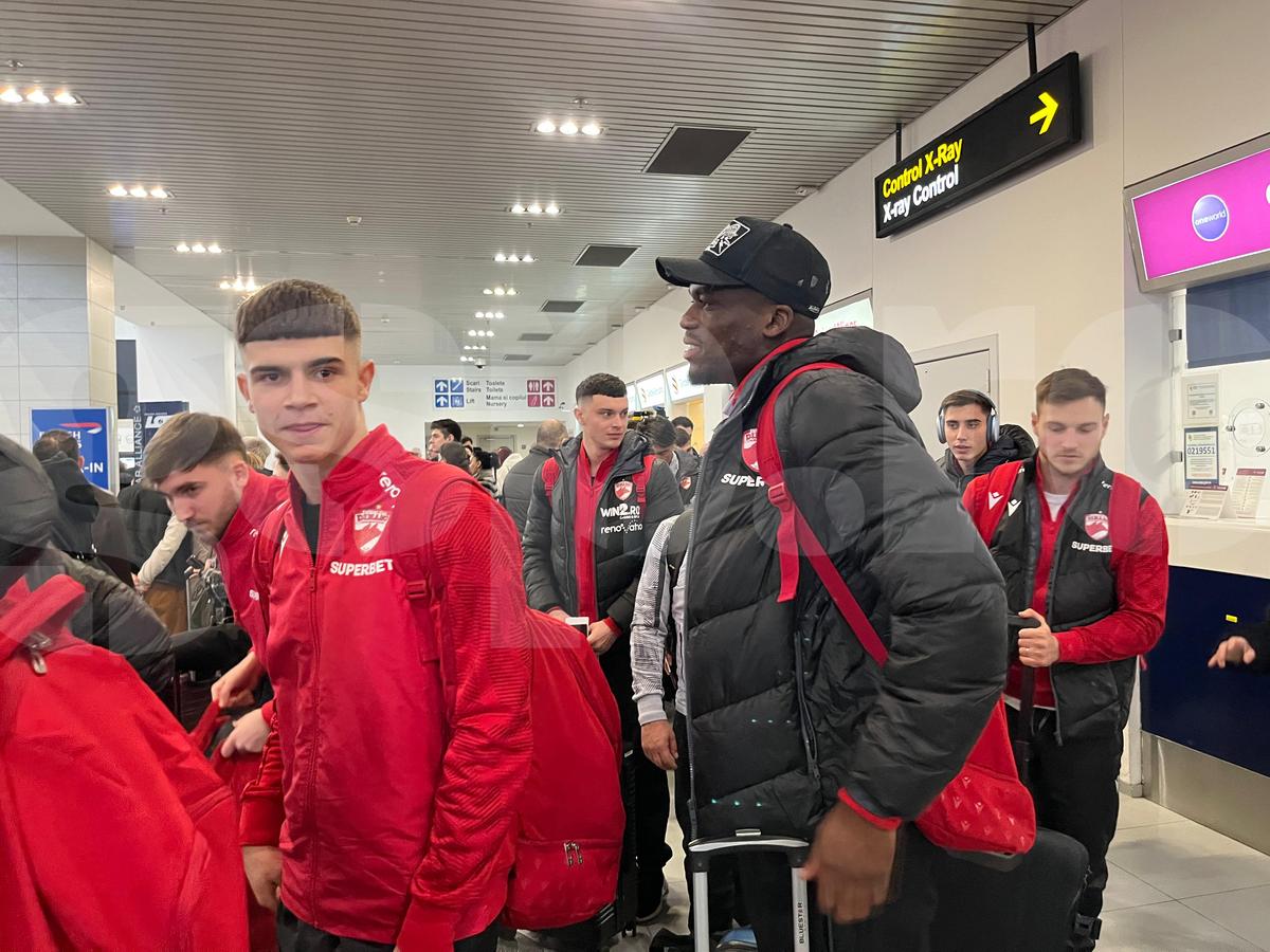 Dinamo a plecat în cantonamentul din Antalya