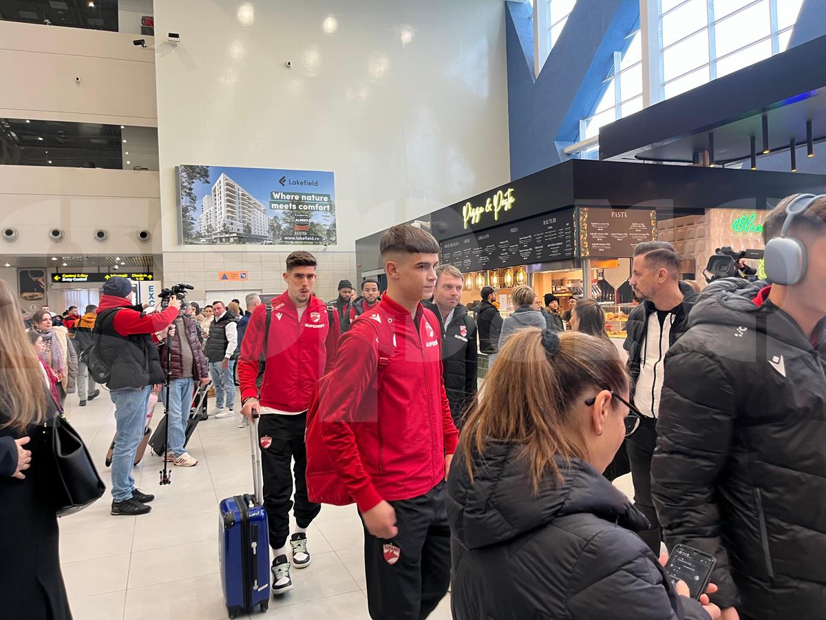 A semnat Kopic? Anunț făcut direct pe aeroport, înaintea plecării în Antalya + Situația la zi cu transferurile: „Am luat unul, mai vin 3”