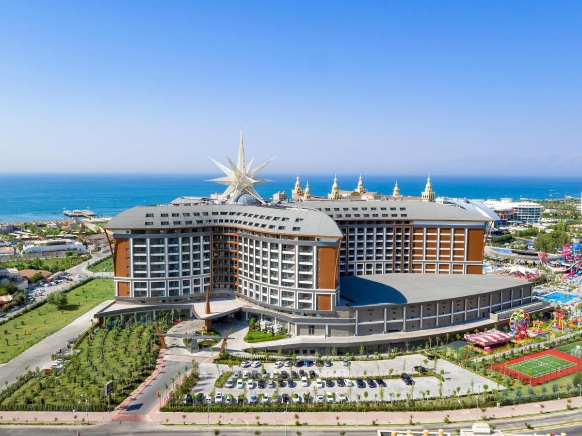 Sibienii, start în 2025 » Hotel de 5 stele și 3 amicale în Antalya + revine Jovan Markovic