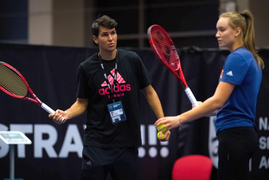 Antrenorul acuzat de abuz emoțional și suspendat de WTA contestă decizia » A început un proces de arbitraj privat
