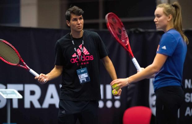 Răsturnare la vârf în circuitul WTA » Elena Rybakina îl vrea în boxa ei la Australian Open pe fostul său antrenor suspendat