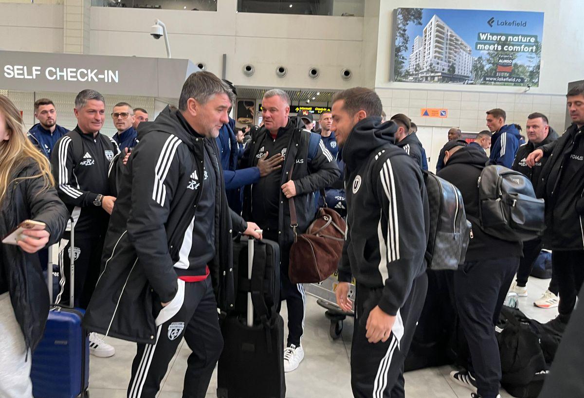 4 echipe din Superliga, în același avion spre Antalya » Surpriză în bagaj: „Mi-am luat cartea despre Rusia. Confirmă ce bănuiam”