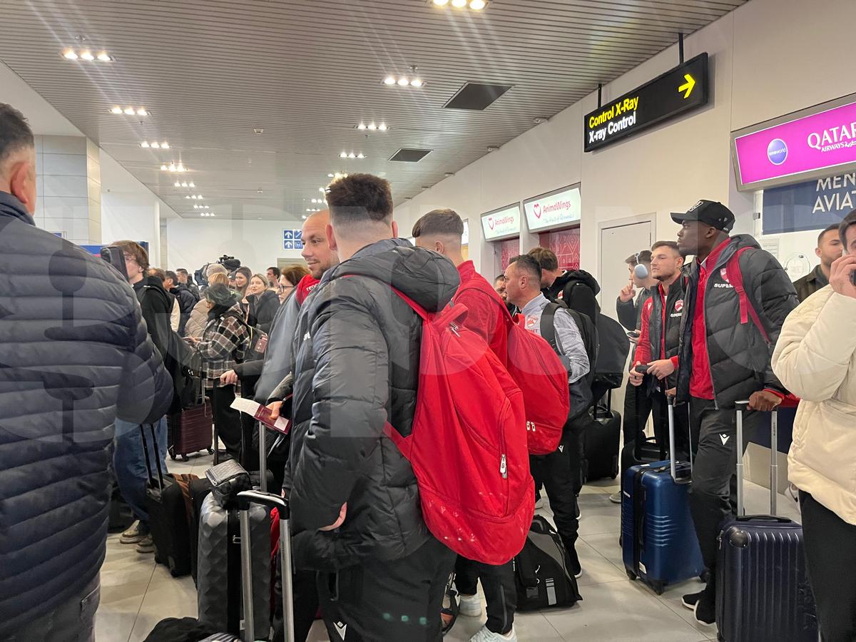 Dinamo a plecat în cantonamentul din Antalya