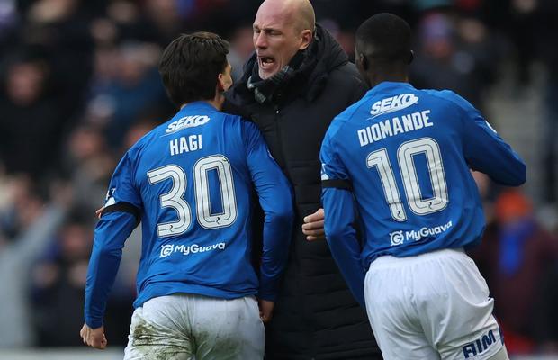 Daily Mail a deslușit gestul făcut de Ianis Hagi la gol, când s-a dus glonț la managerul Philippe Clement