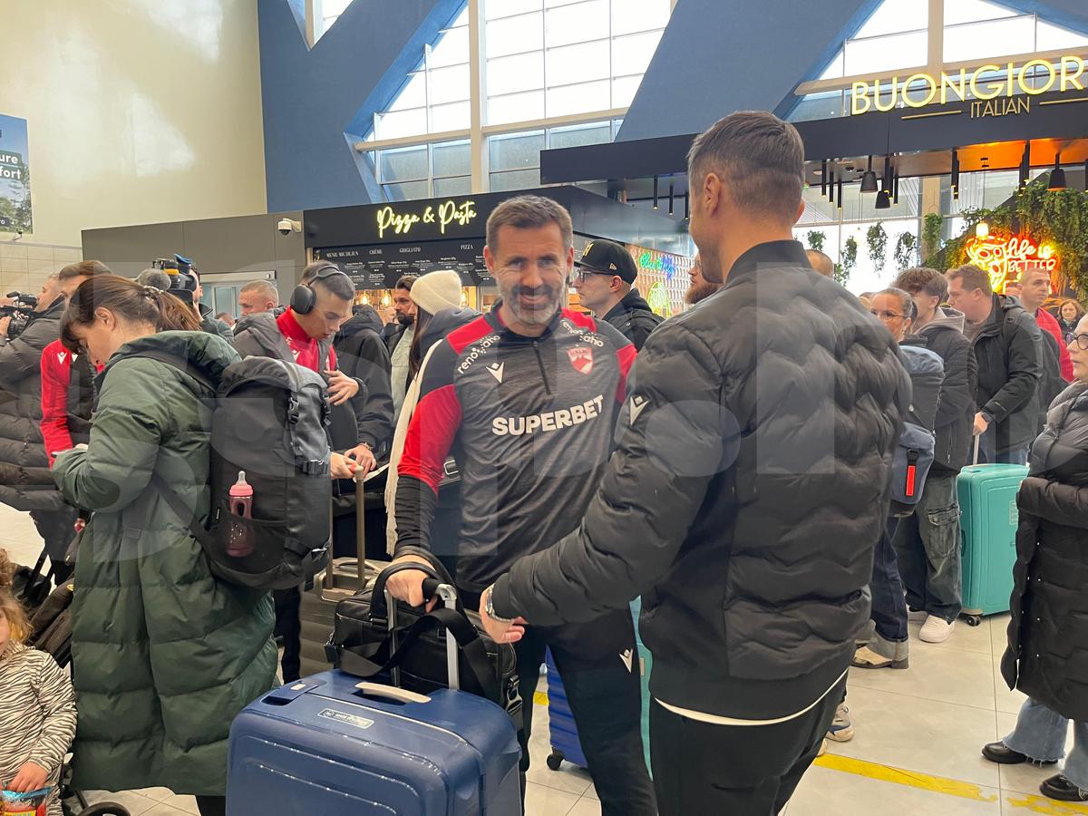 A semnat Kopic? Anunț făcut direct pe aeroport, înaintea plecării în Antalya + Situația la zi cu transferurile: „Am luat unul, mai vin 3”