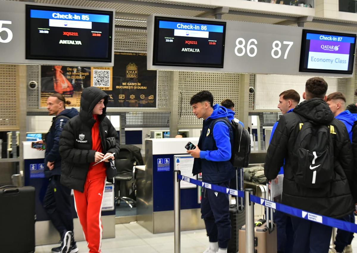 FC Argeș, Metaloglobus, și Petrolul au plecat în Antalya cu același charter