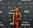 Clipul viral cu Novak Djokovic și o influenceriță superbă a încins internetul » Sârbul s-a furișat în spatele ei și a învățat-o cum se face