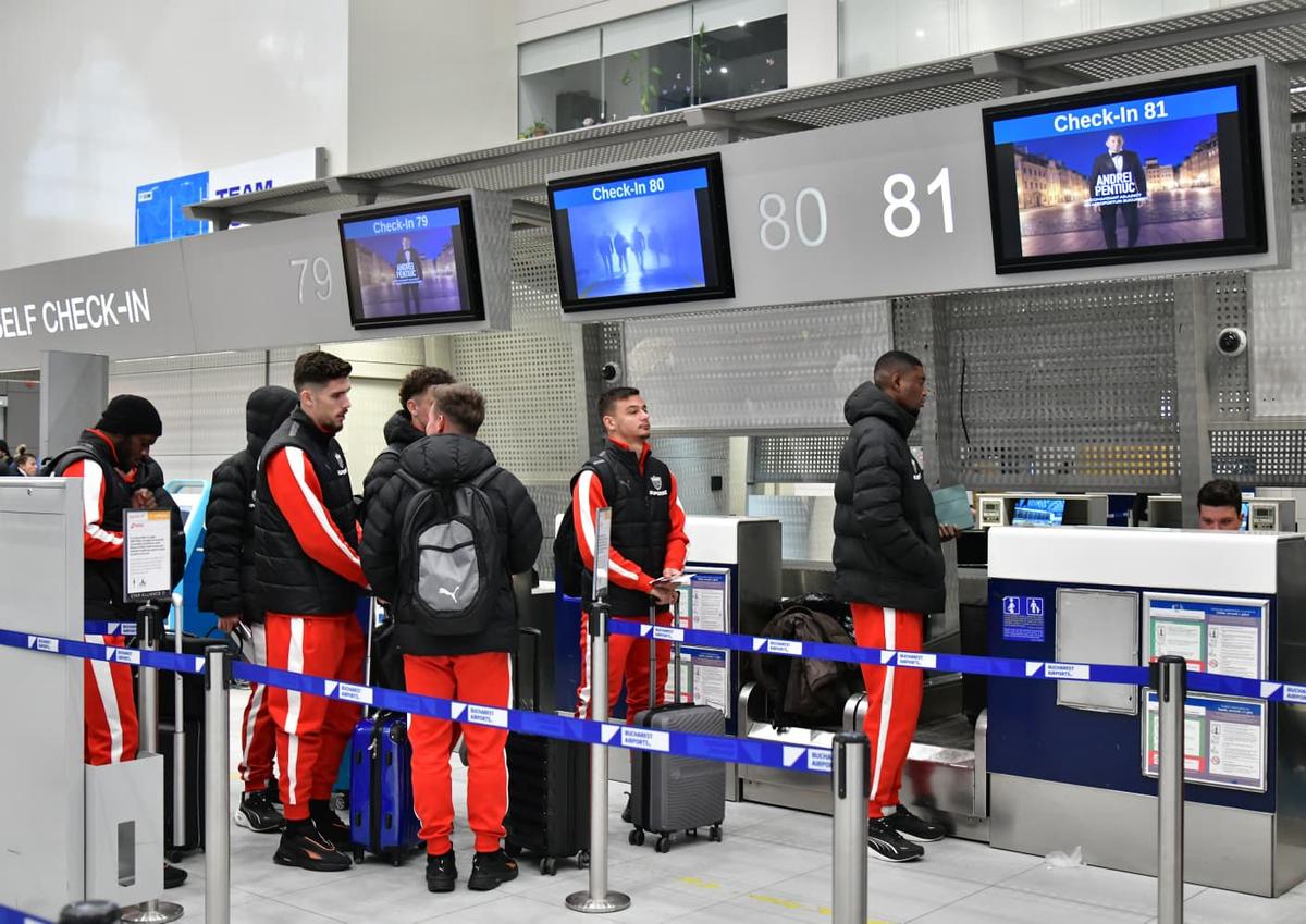„I-am zis lui Dani Coman că vrea să mă dea afară” » Bogdan Andone, în formă pe aeroport: ce se întâmplă cu Caio și Mario Tudose