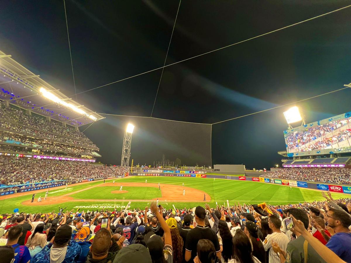 Stadionul-SF din Venezuela pentru care Maduro a investit masiv timp de 10 ani » 40.000 de locuri: destinat unui alt sport, NU fotbalului