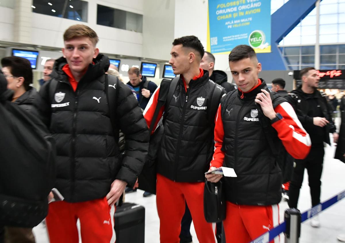 „I-am zis lui Dani Coman că vrea să mă dea afară” » Bogdan Andone, în formă pe aeroport: ce se întâmplă cu Caio și Mario Tudose