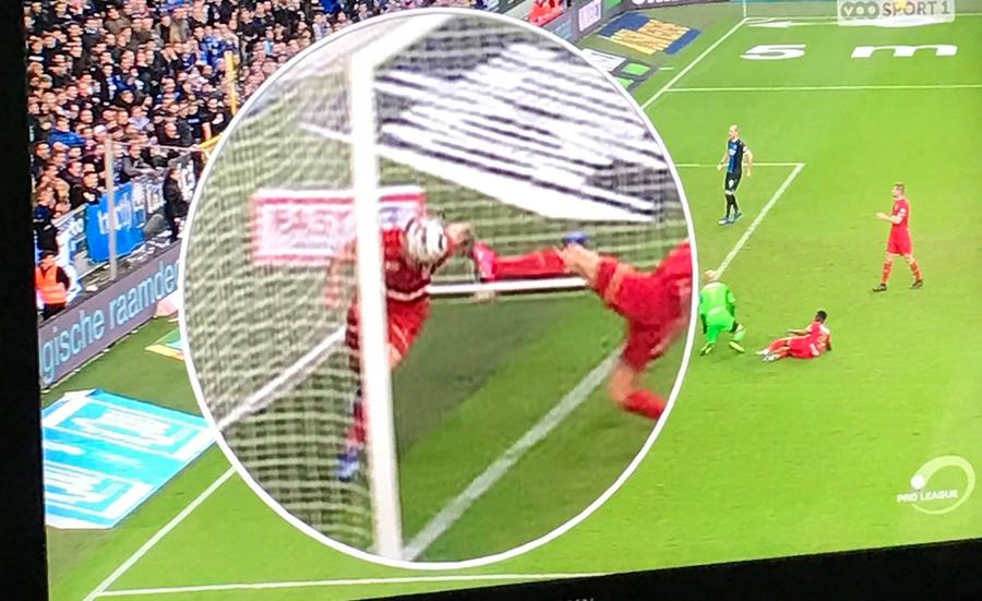 Bruges - Antwerp 1-0 // Scandal în Belgia! Boloni, furios după ce a fost învins cu un gol care n-a fost: „Cum poți fi sigur de decizie dacă nu ești pe linie?