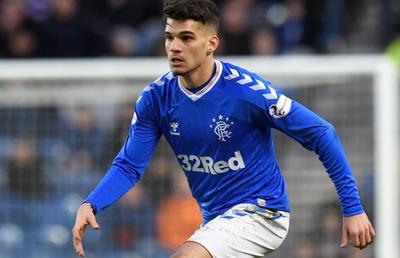 Ianis Hagi, avertizat de un coleg de la Glasgow Rangers: „Va trebui să stea la rând”