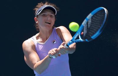 VIDEO Irina Begu, victorie dramatică cu Johanna Konta! A salvat două mingi de meci și a avut nevoie de alte 9 pentru a câștiga după 3 ore și 35 de minute