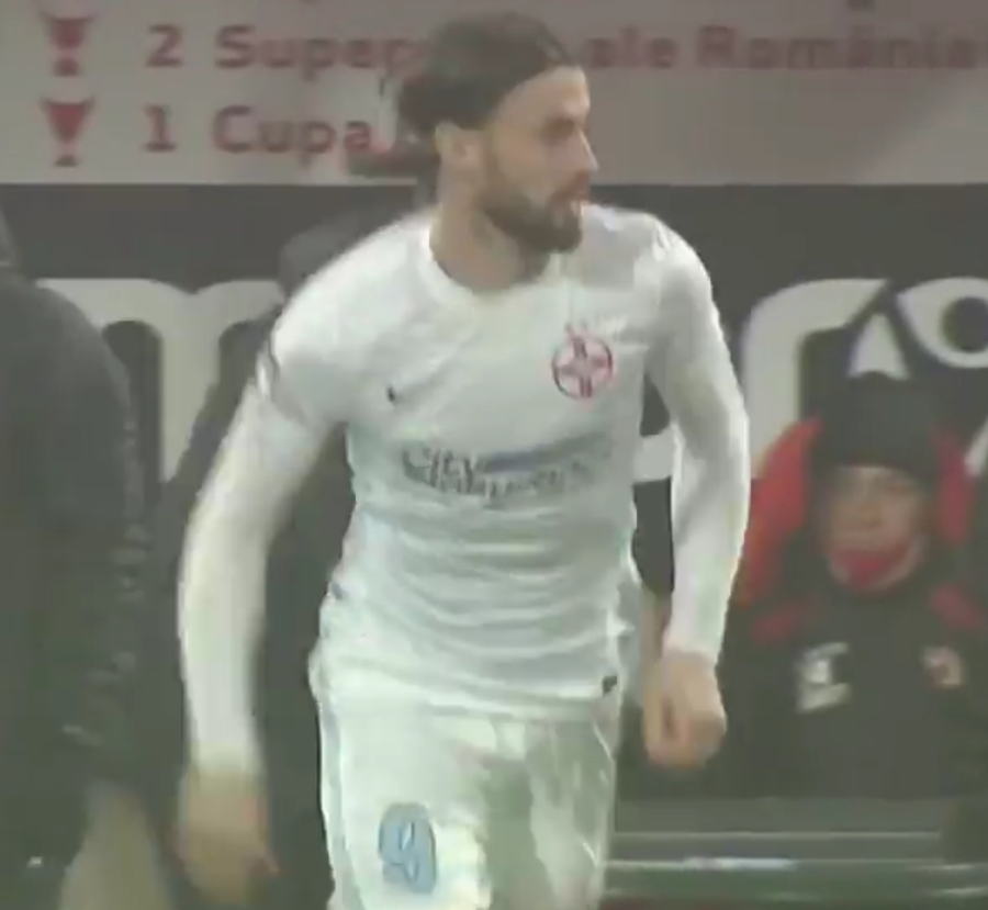 Dinamo - FCSB. Ante Vukusic a ieșit rapid în evidență! „ROȘU” obținut și bară la debut