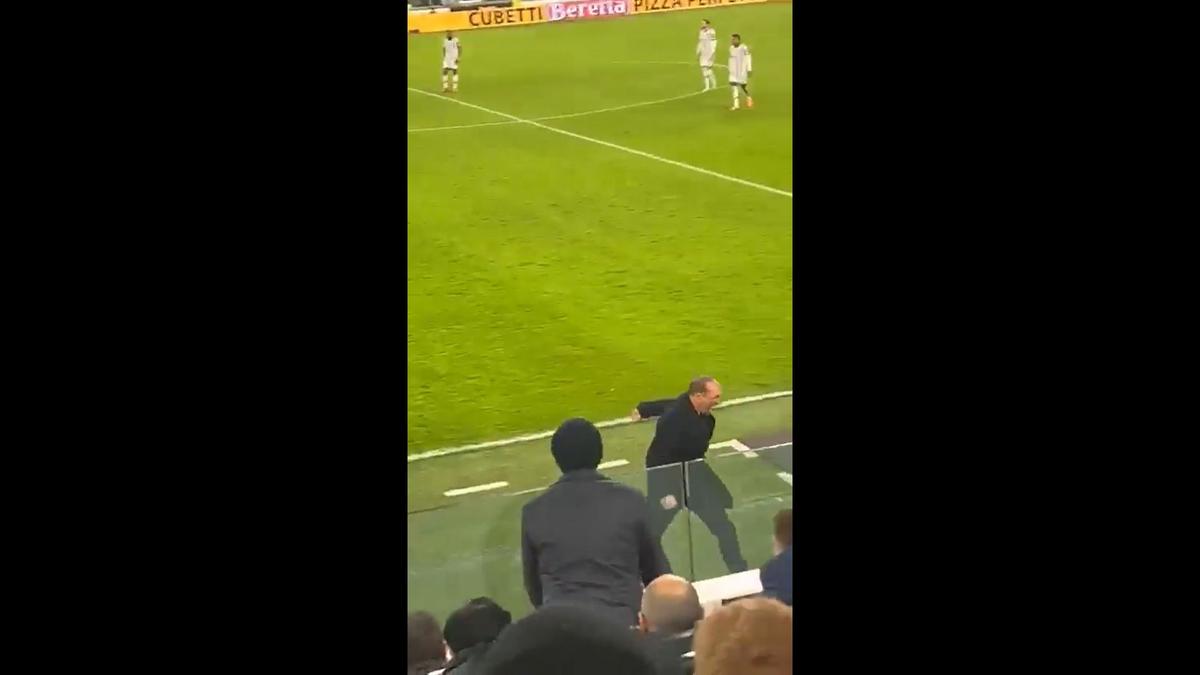Massimilliano Allegri, în timpul meciului Juventus - Lazio