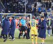 FOTO Petrolul - CFR, Radu Petrescu a ieșit cu stewarzii de pe teren