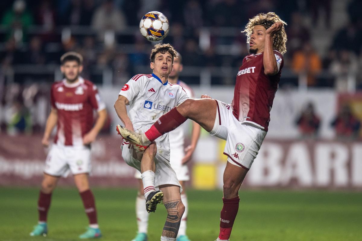 Notele GSP pentru Rapid - Oțelul 2-1 » „Revelația sezonului de shopping” vs „Lent, rigid, greșește decisiv”