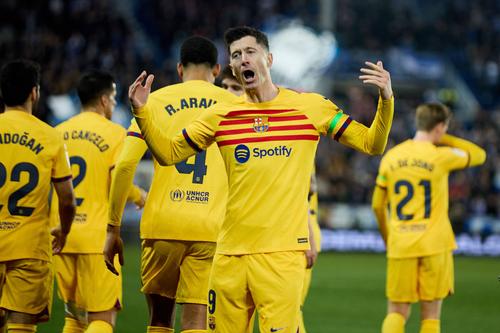 Barcelona a învins-o pe Alaves, scor 3-1, în runda #23 din La Liga. Ianis Hagi a intrat pe teren în minutul 78, dar nu a reușit să își ajute echipa în acest meci. foto: Imago