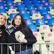 Andreea Hanca, soția lui Segiu Hanca, și Simona Pechal, iubita lui Lukas Zima, dreapta