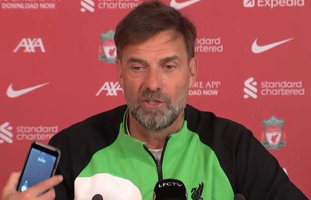 Moment amuzant la conferința de presă a lui Jurgen Klopp: „Mă sună dentistul”