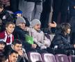 Jakub Hromada, cu geacă și căciulă gri/ foto Raed Krishan (GSP)