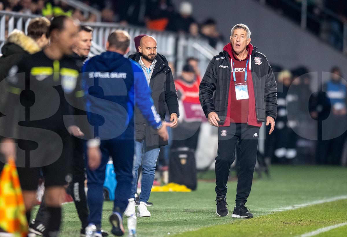 Notele GSP pentru Rapid - Oțelul 2-1 » „Revelația sezonului de shopping” vs „Lent, rigid, greșește decisiv”