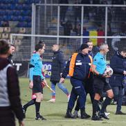 FOTO Petrolul - CFR, Radu Petrescu a ieșit cu stewarzii de pe teren