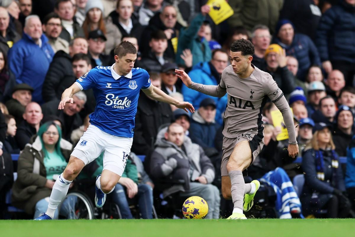 Protest la Everton - Tottenham! Au intrat peste Crouch și au acoperit imnul Premier League: „Nu știți ce faceți!”