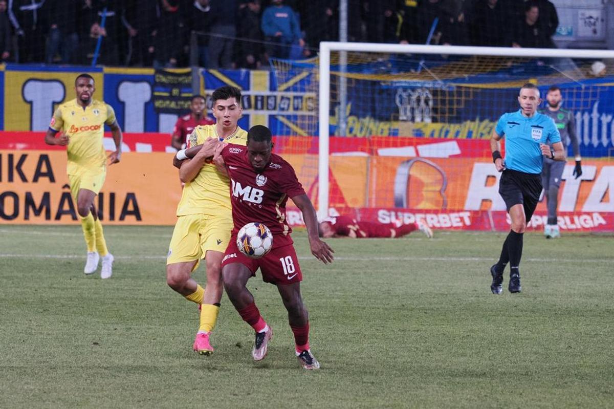Petrolul - CFR, meci