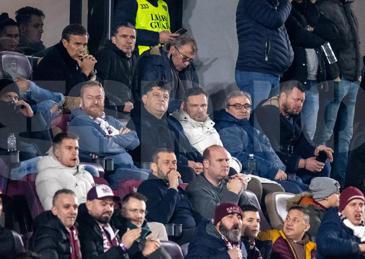 Notele GSP pentru Rapid - Oțelul 2-1 » „Revelația sezonului de shopping” vs „Lent, rigid, greșește decisiv”
