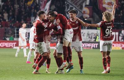 Cum a descoperit Rapid atacantul „fox to box” din Giulești » „El a avut un cuvânt greu. A simțit că e vorba despre ceva special”