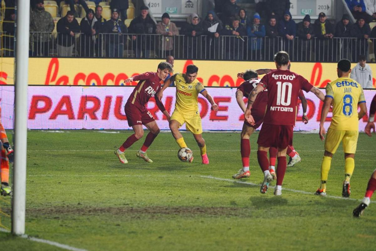 Petrolul - CFR, meci