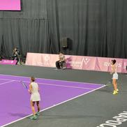 Simona Halep și Ana Bogdan, la Transylvania Open // FOTO: David Istrate (GSP)