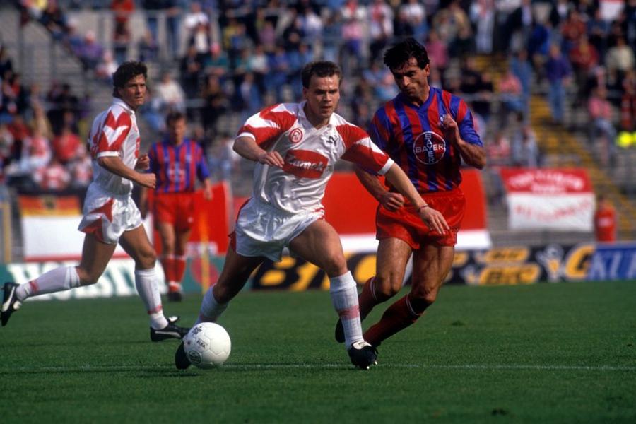 Michael Klein a adunat 62 de meciuri la Bayer Uerdingen, în perioada 1990-1993. Foto: Imago Sora lui Michael Klein, dezlănțuită în conflictul cu soția și fiica: „Obraznicelor, nu voi sunteți familia lui Mișa!” + „Mi-au luat mașina primită cadou de nuntă de la fratele meu”