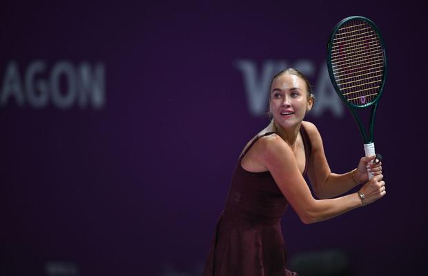 Cu un deget rupt și cu cetățenia schimbată, campioana en-titre de la Transylvania Open a început bine noua ediție