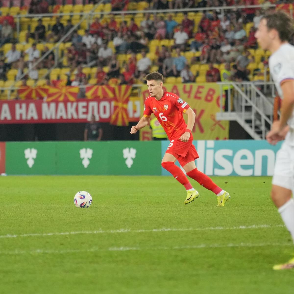 Reshat Ramadani, jucătorul aflat pe lista lui Dinamo. Foto: Facebook
