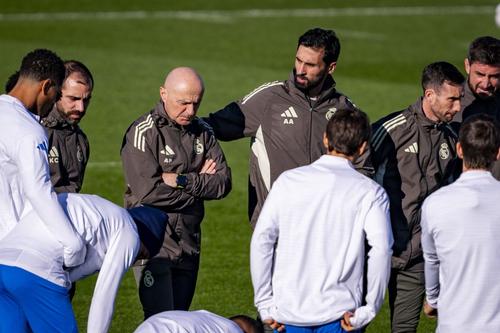 Alvaro Arbeloa (dreapta, cu barbă), la unul dintre antrenamentele lui Real Madrid / Foto: Imago