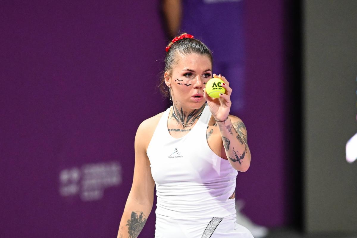 Oleksandra Oliynykova, jucătoarea de tenis cu tatuaje faciale